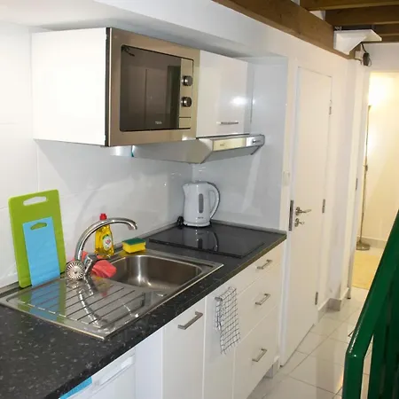 Alfama 51 Duplex In The Heart Of Alfama דירה *
