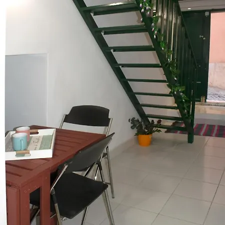 Alfama 51 Duplex In The Heart Of Alfama * ליסבון